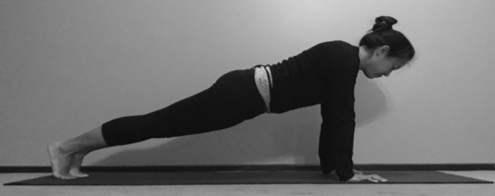 7 Poses in Yoga for Upper Back Strength